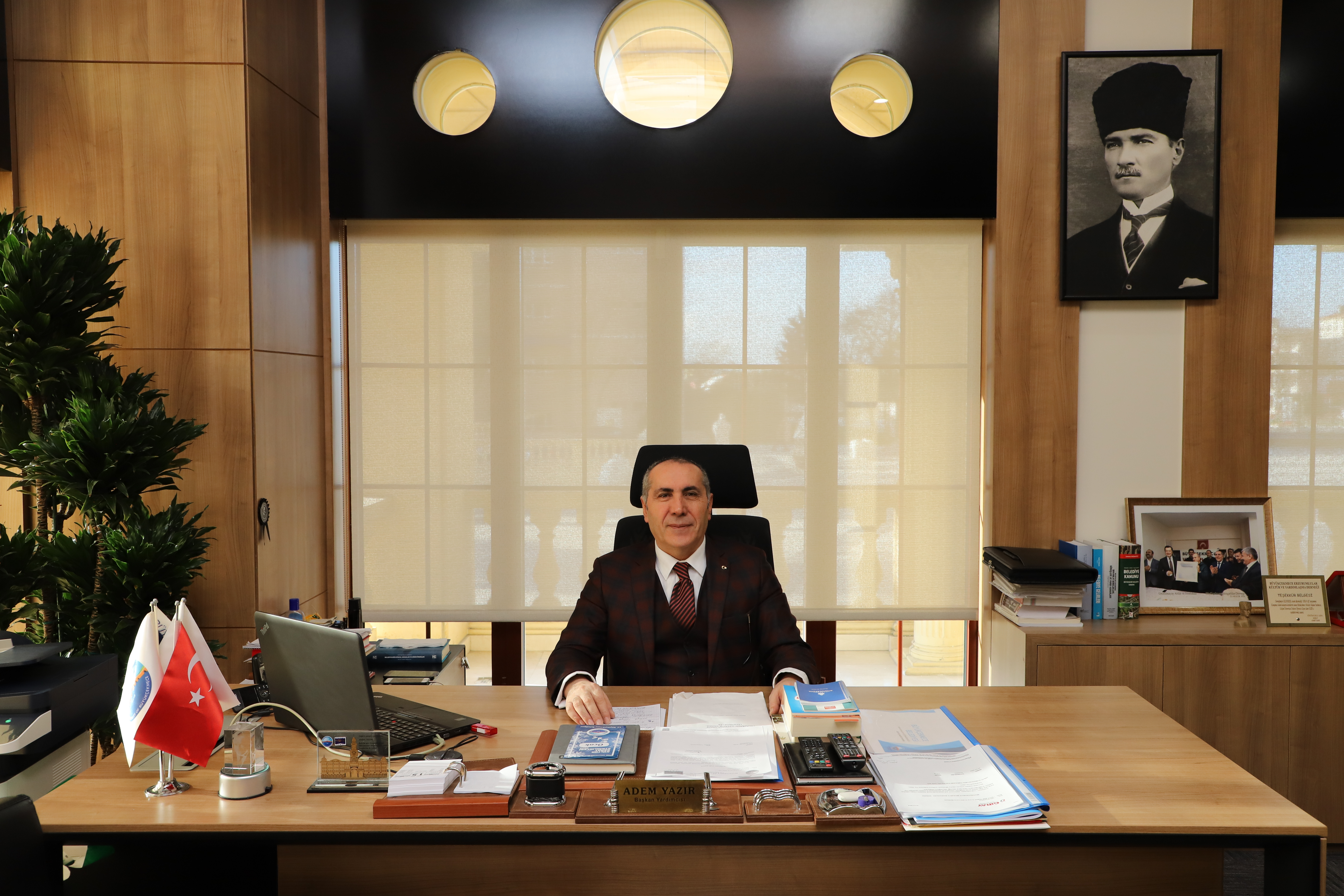 Dr. Adem Yazır