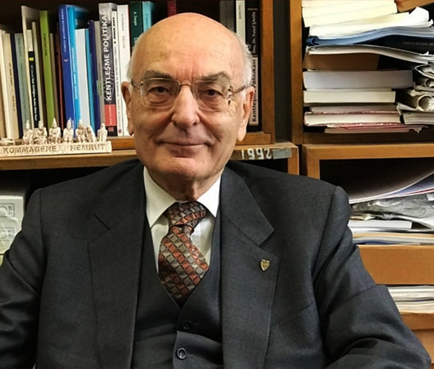 Prof. Dr. Ruşen KELEŞ