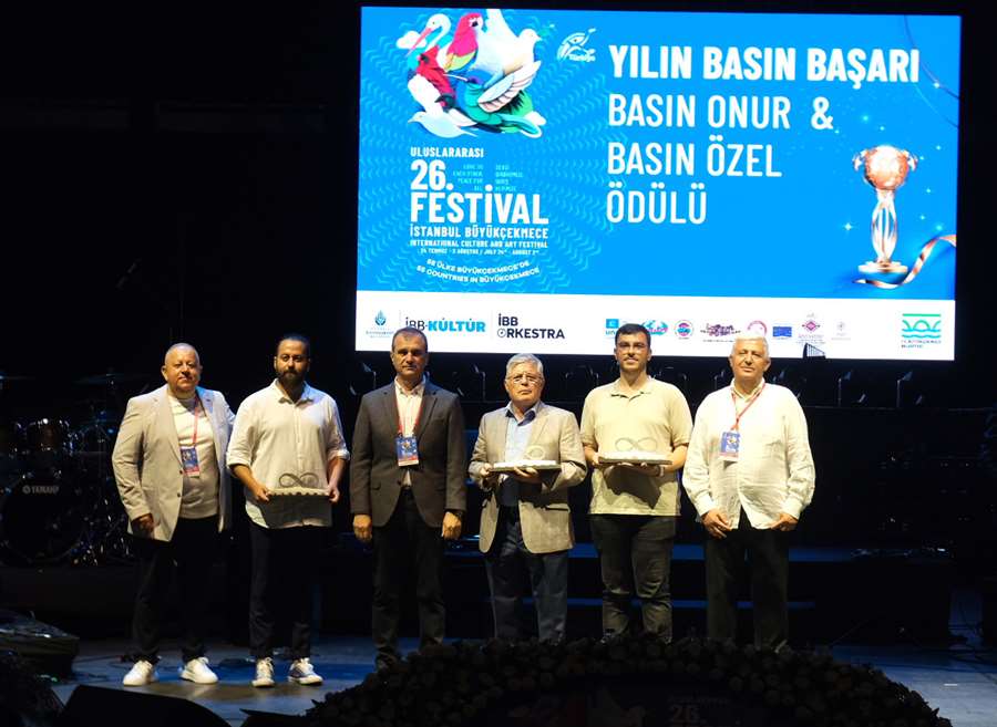 “Hep birlikte daha özgür, daha aydınlık yarınlara’’