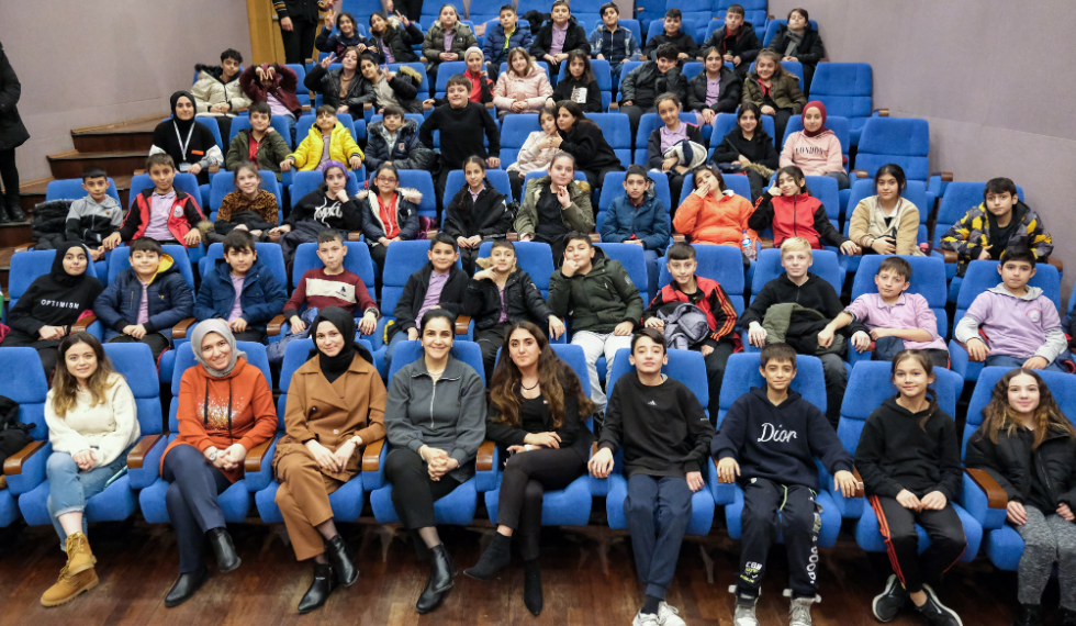 Büyükçekmeceli çocuklar kütüphane buluşmalarında bir araya geldi
