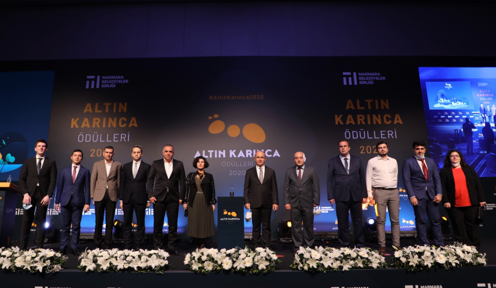 “Büyükçekmece Ailem & Akıllı Etiket” uygulamasına Altın Karınca ödülü