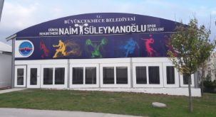 BÜYÜKÇEKMECE BELEDİYESİ BÜYÜK ATATÜRK PARKI NAİM SÜLEYMANOĞLU SPOR TESİSLERİ