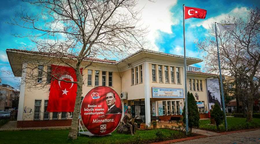 Barış Manço Kültür ve Eğitim Merkezi