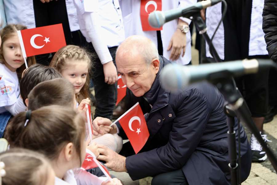 "Büyükçekmece Belediyesi olarak birinci önceliğimiz eğitimdir"    