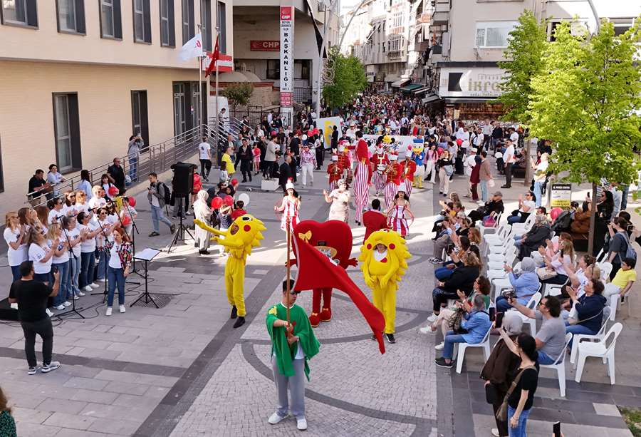Büyükçekmece’de Tiyatro Festivali coşkusu başladı