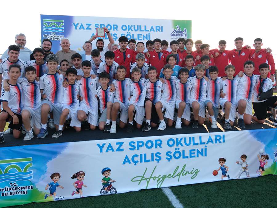 Büyükçekmece'de Yaz Spor Okulları coşkuyla başladı