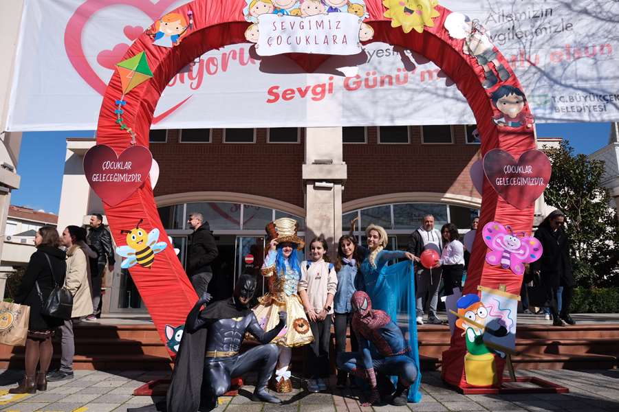 Büyükçekmeceli çocuklar, 14 Şubat Sevgi Günü’nü coşkuyla kutladı