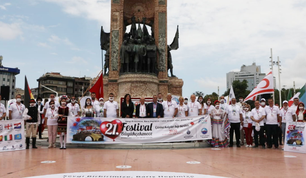 Dünya festivali 21’inci kez kapılarını sevgi ve barışa açtı