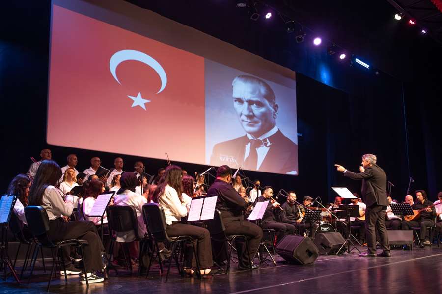 Dünya Müzik Günü'nde mezuniyet coşkusu yaşandı