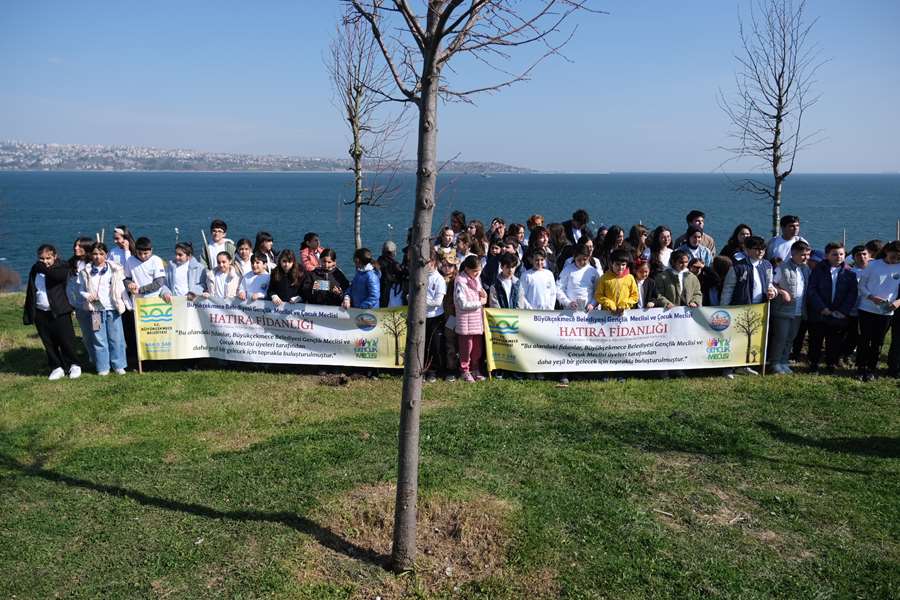 Gençler ve çocuklar Orman Haftası’nda 100 fidanı toprakla buluşturdu