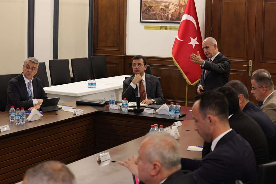 İmamoğlu: Yerin altını kazdıkça ne kadar yalnız bırakıldığını da gördük!  