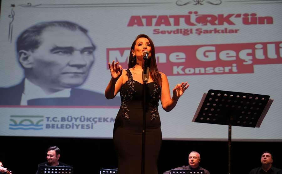 Mine Geçili, Atatürk’ün sevdiği şarkılarla kalplere dokundu